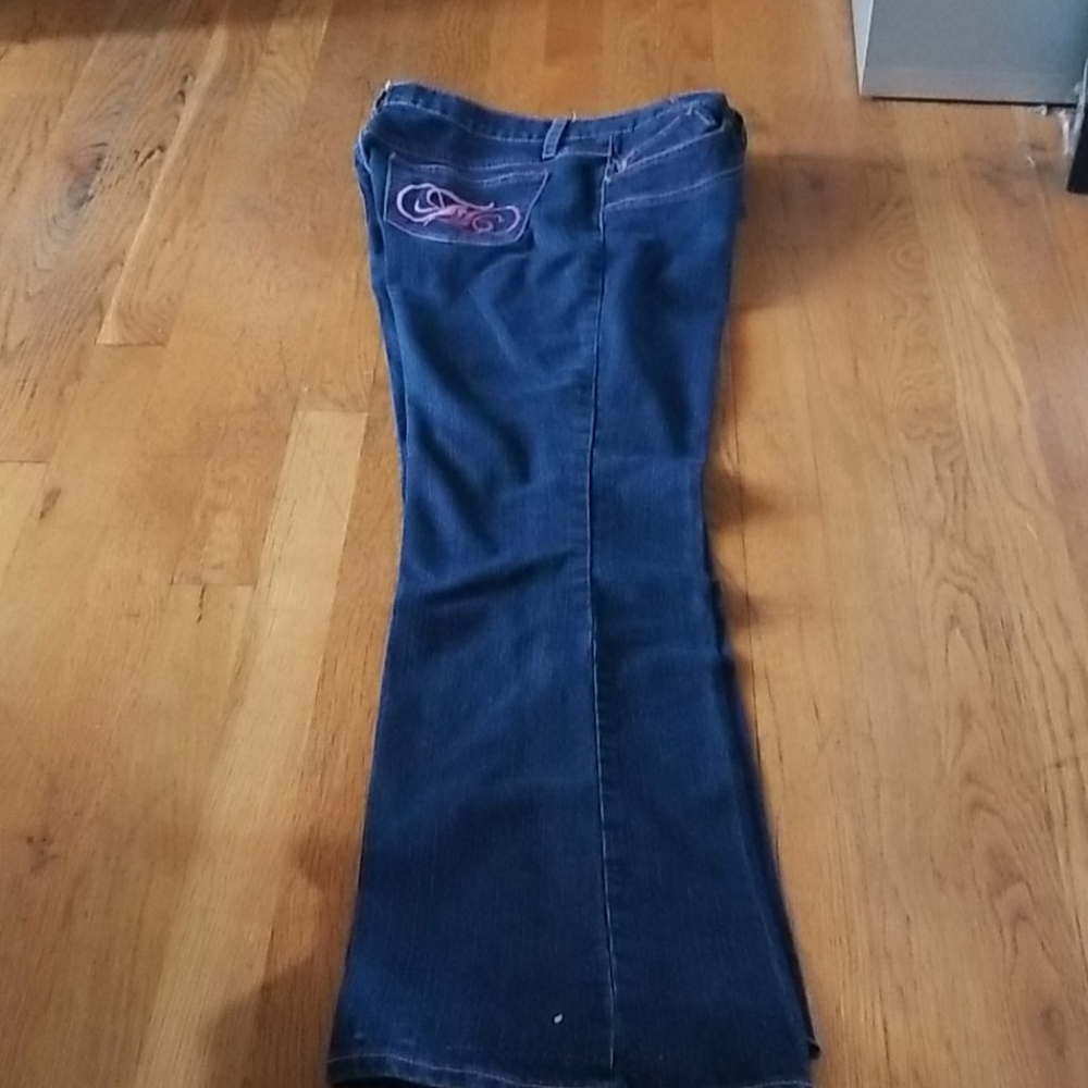 Gently used junior jeans